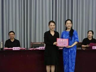 9b5ef27cf204c0d2bc44eafeb77796f4